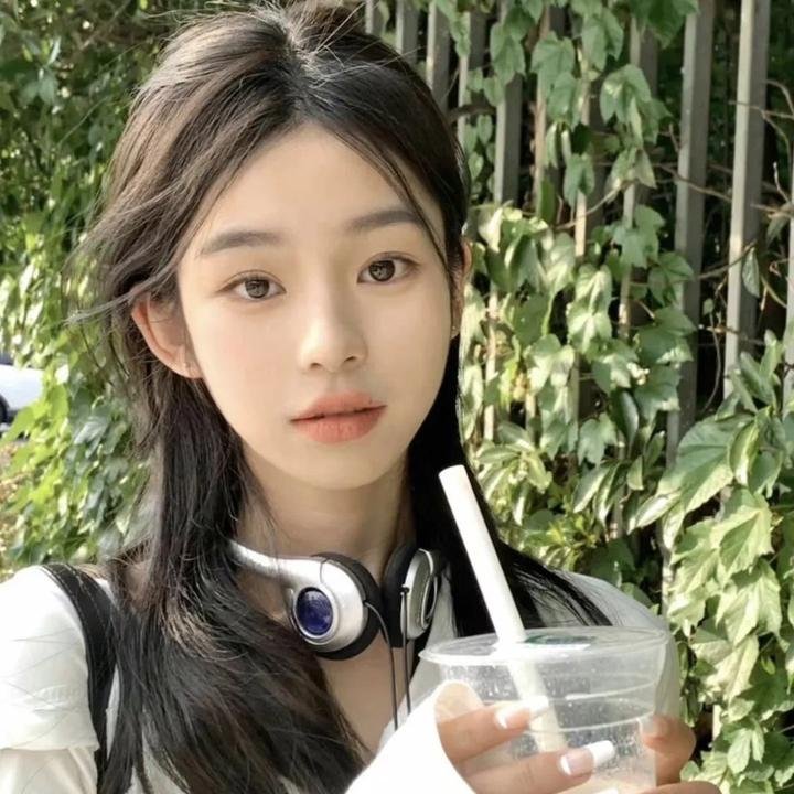 孤儿历险记